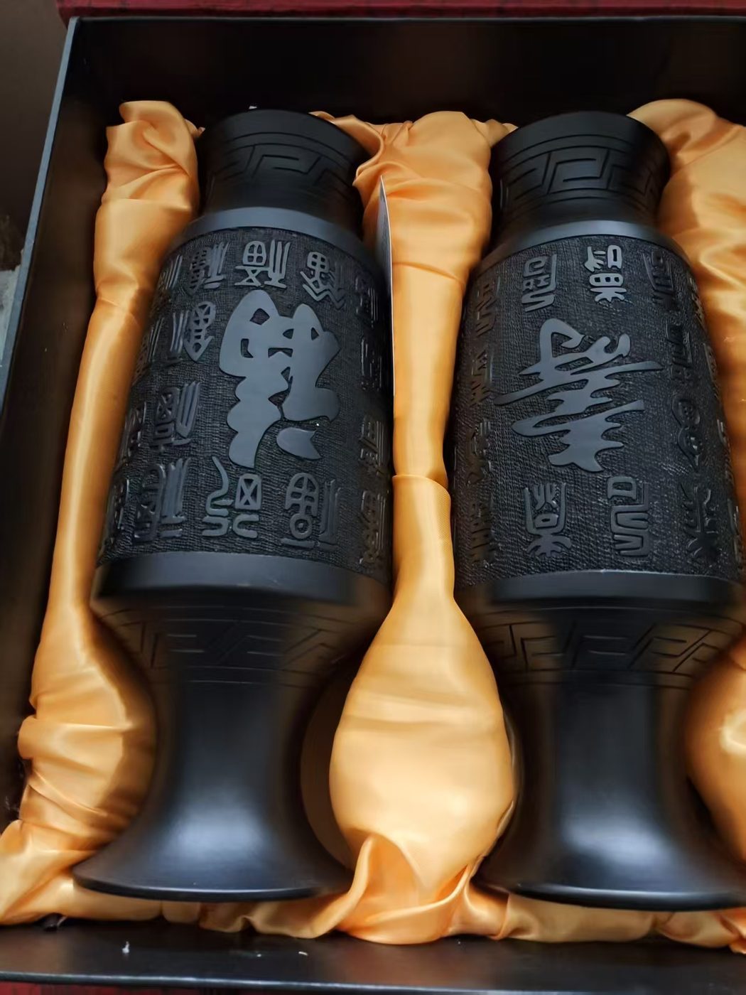 Hand-Carved Black Pottery Vases & Sets 19